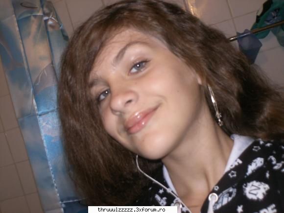 me...and nothing special - Heart_of_Darkness - ~*~PiCtUr3s WiTh Us~*~