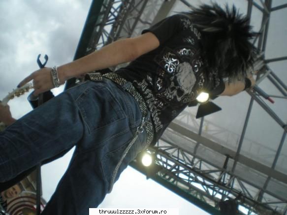 poze Bill Kaulitz - bil ...ce bn arata si ce funduletz are - ^#^Bill Kaulitz^#^