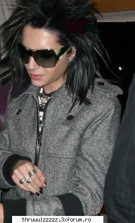 poze Bill Kaulitz - ii sta bine si in gri - ^#^Bill Kaulitz^#^