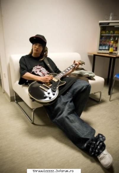 poze TOM KAULITZ - I love this pic...mor dupa baietzii kre canta la - ^#^Tom Kaulitz^#^